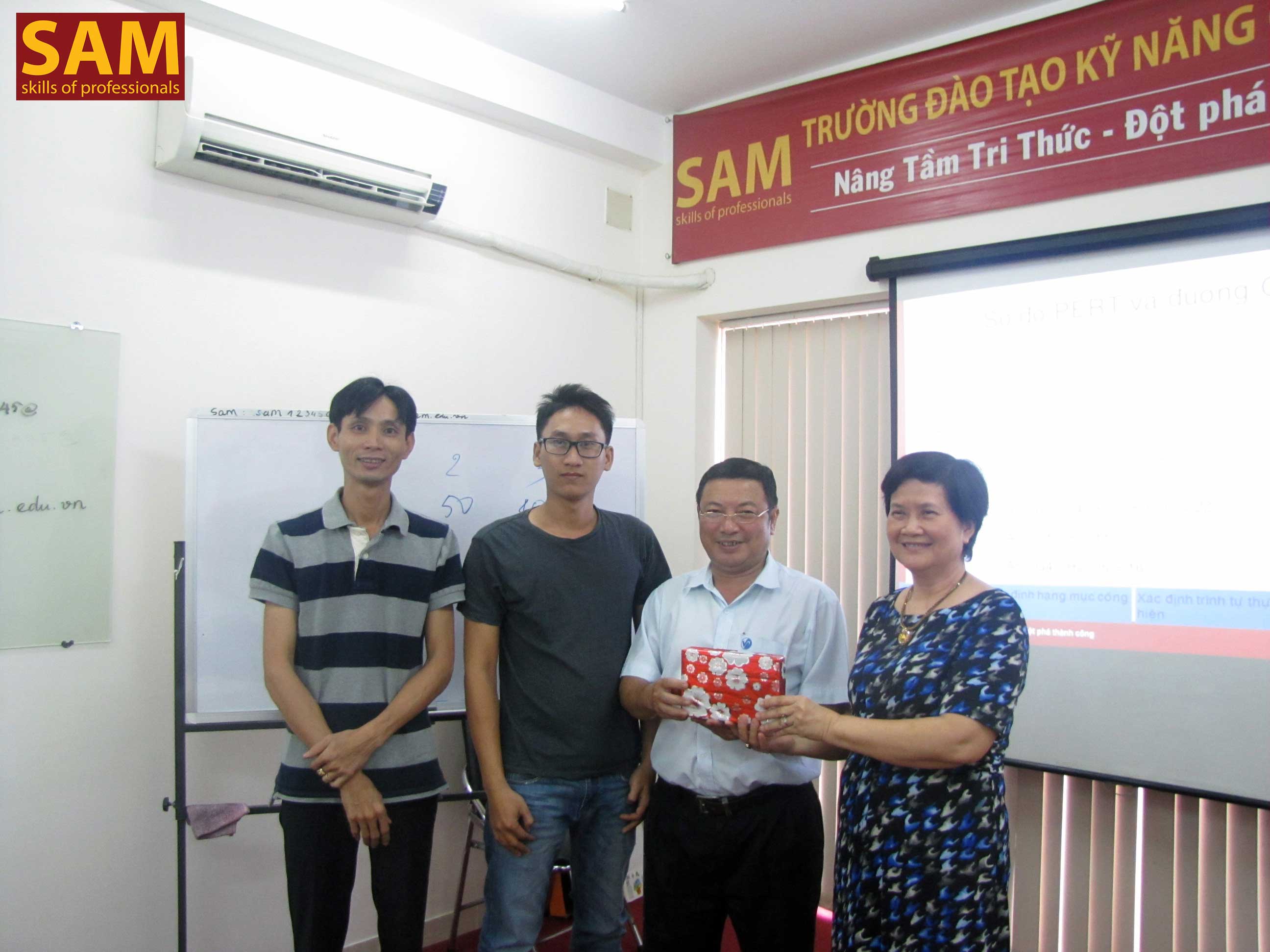 Hình Ảnh Lớp Học Kỹ Năng Giám Sát &amp; Quản Lý Sản Xuất - ảnh 11