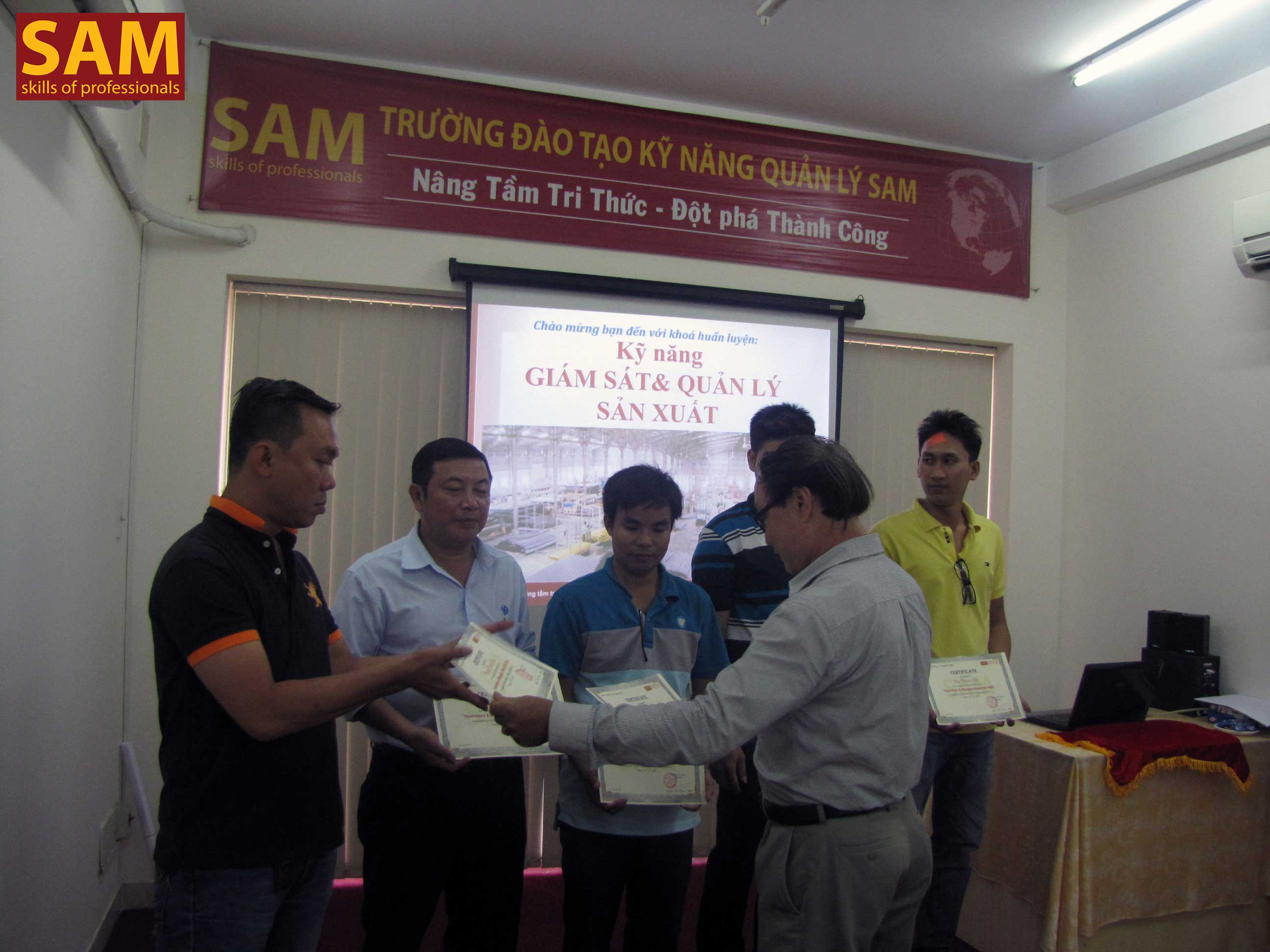 Hình Ảnh Lớp Học Kỹ Năng Giám Sát &amp; Quản Lý Sản Xuất - ảnh 2