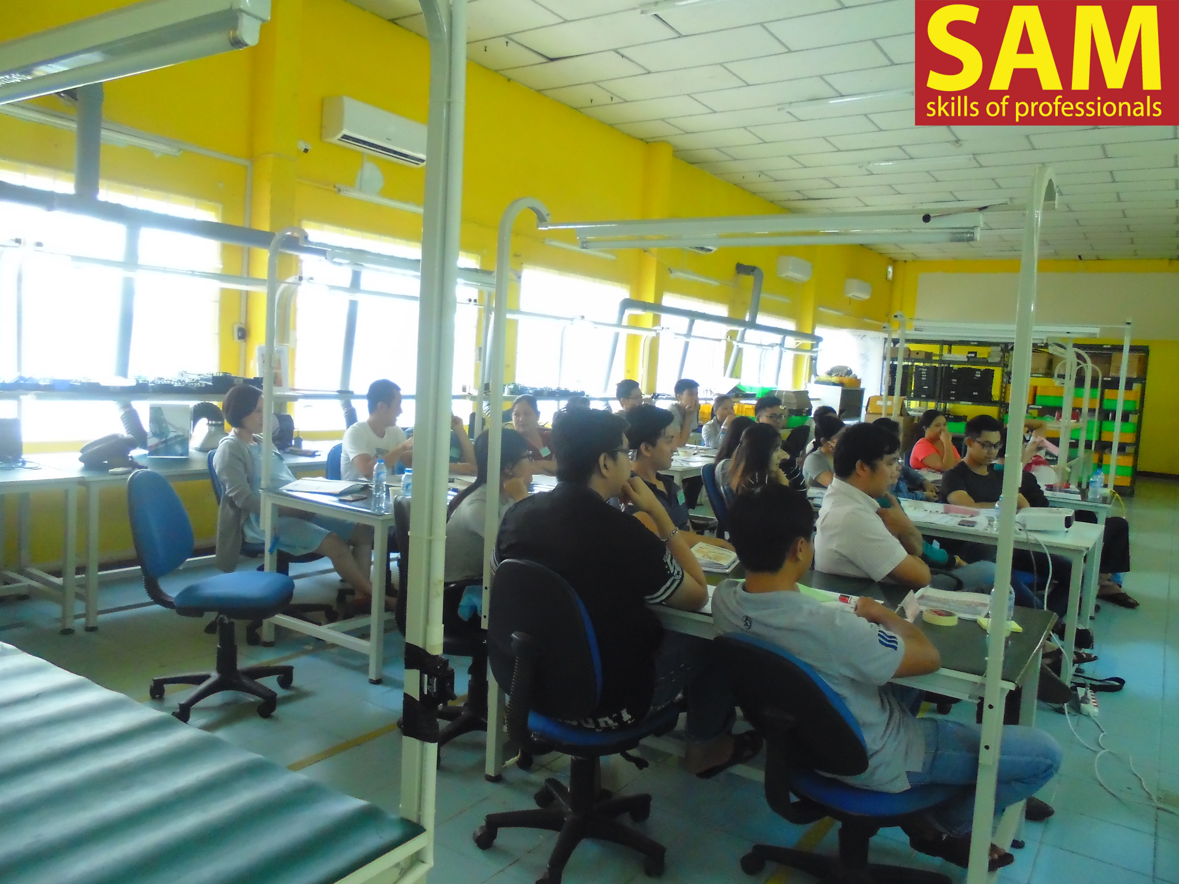 Khóa Đào Tạo Kỹ Năng Giám Sát &amp; Quản Lý Sản Xuất Tại Công Ty Linh Kiện Điện Tử Tương Lai - ảnh 10