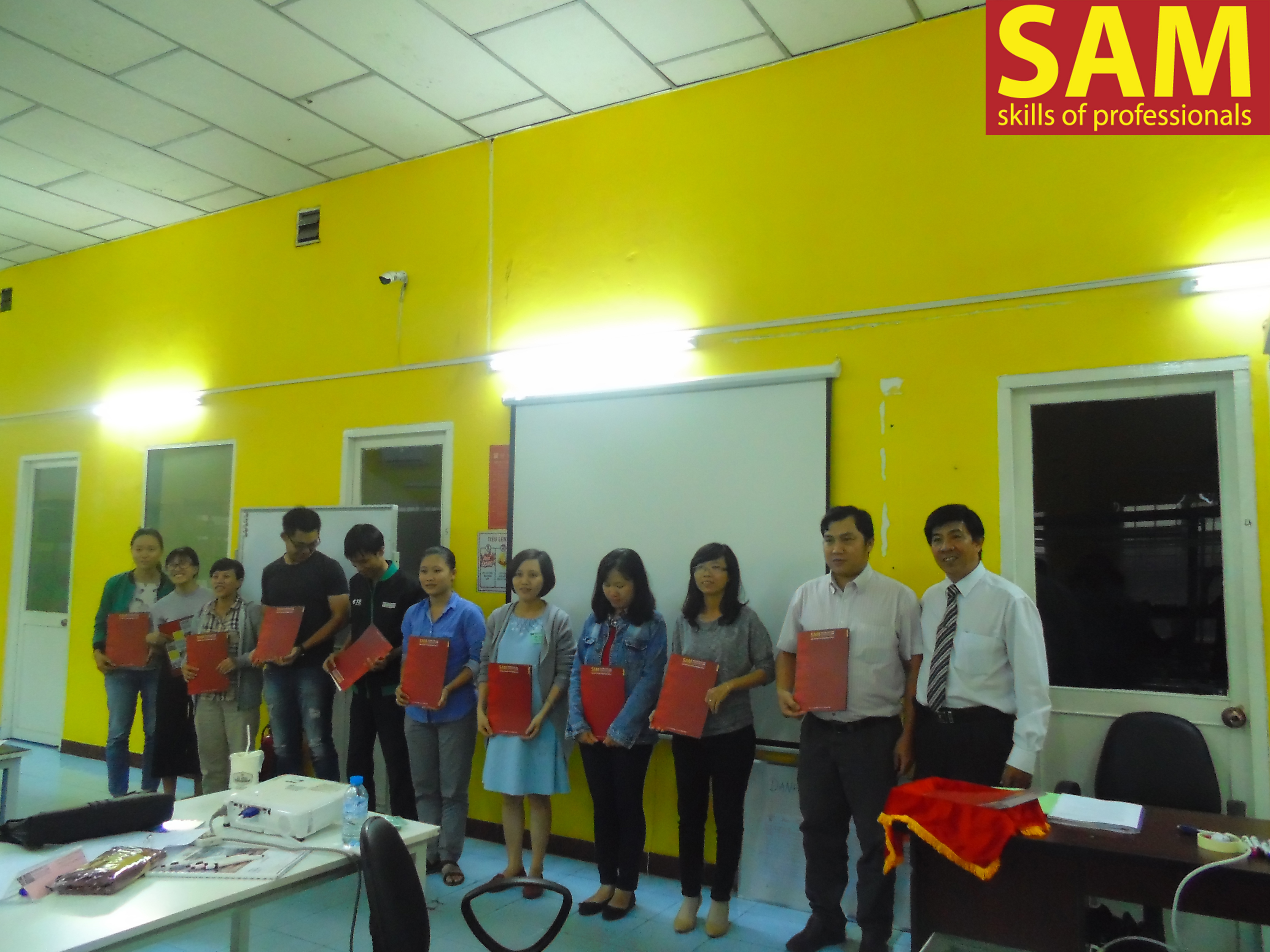 Khóa Đào Tạo Kỹ Năng Giám Sát &amp; Quản Lý Sản Xuất Tại Công Ty Linh Kiện Điện Tử Tương Lai - ảnh 4