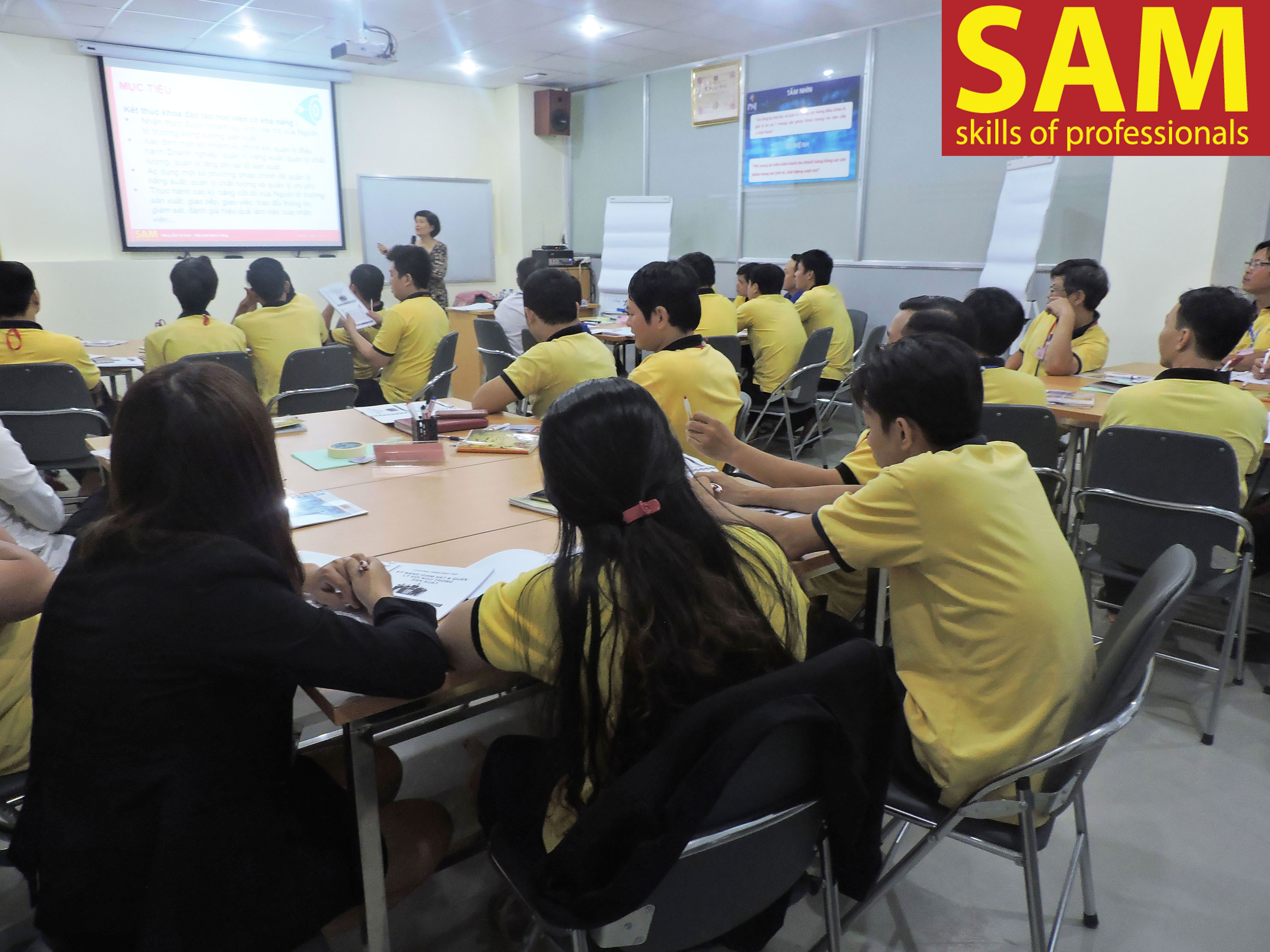 Chương trình đào tạo " Kỹ Năng Giám Sát Và Quản Lý Đội Ngủ Trong Sản Xuất" Tại Công Ty Cô Phần Vàng Bạc Đá Quý PNJ Ngày 16, 17/10/2017 - ảnh 29