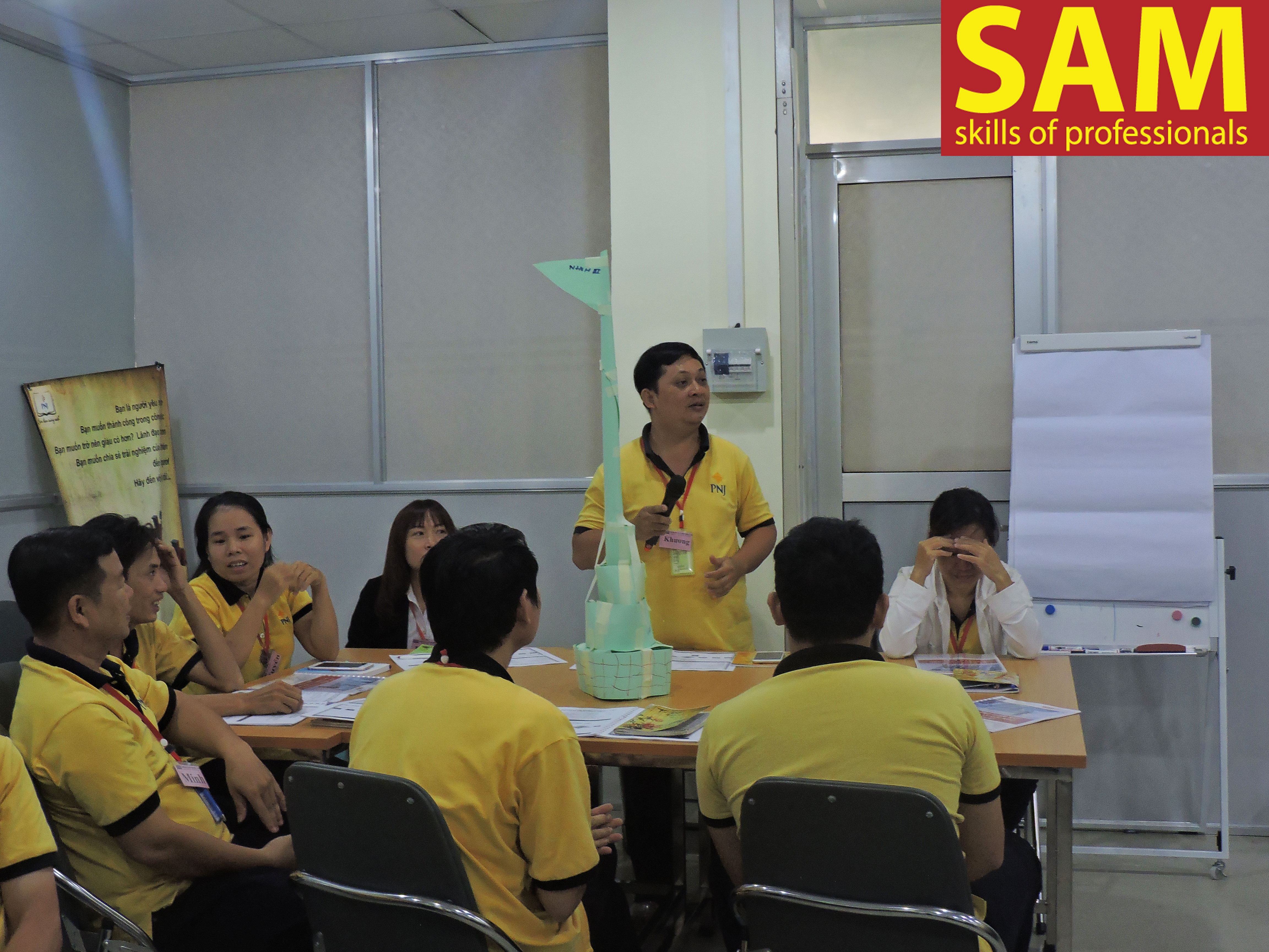 Chương trình đào tạo " Kỹ Năng Giám Sát Và Quản Lý Đội Ngủ Trong Sản Xuất" Tại Công Ty Cô Phần Vàng Bạc Đá Quý PNJ Ngày 16, 17/10/2017 - ảnh 20