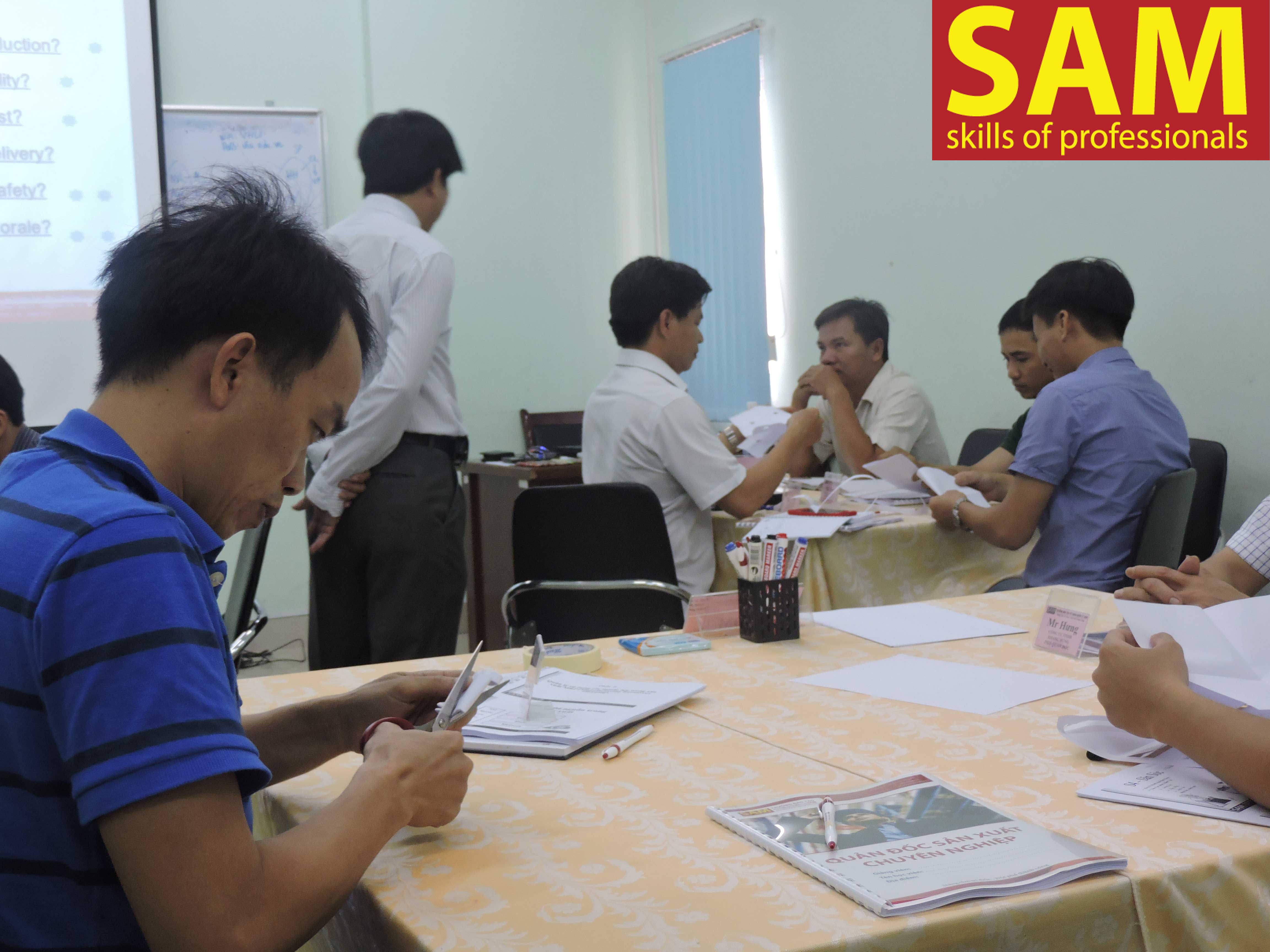 Chương trình đào tạo “Quản đốc Sản xuất chuyên nghiệp – Professional Production Supervisor"  Ngày 25,26/11 - 2,3/12/2017 - ảnh 42