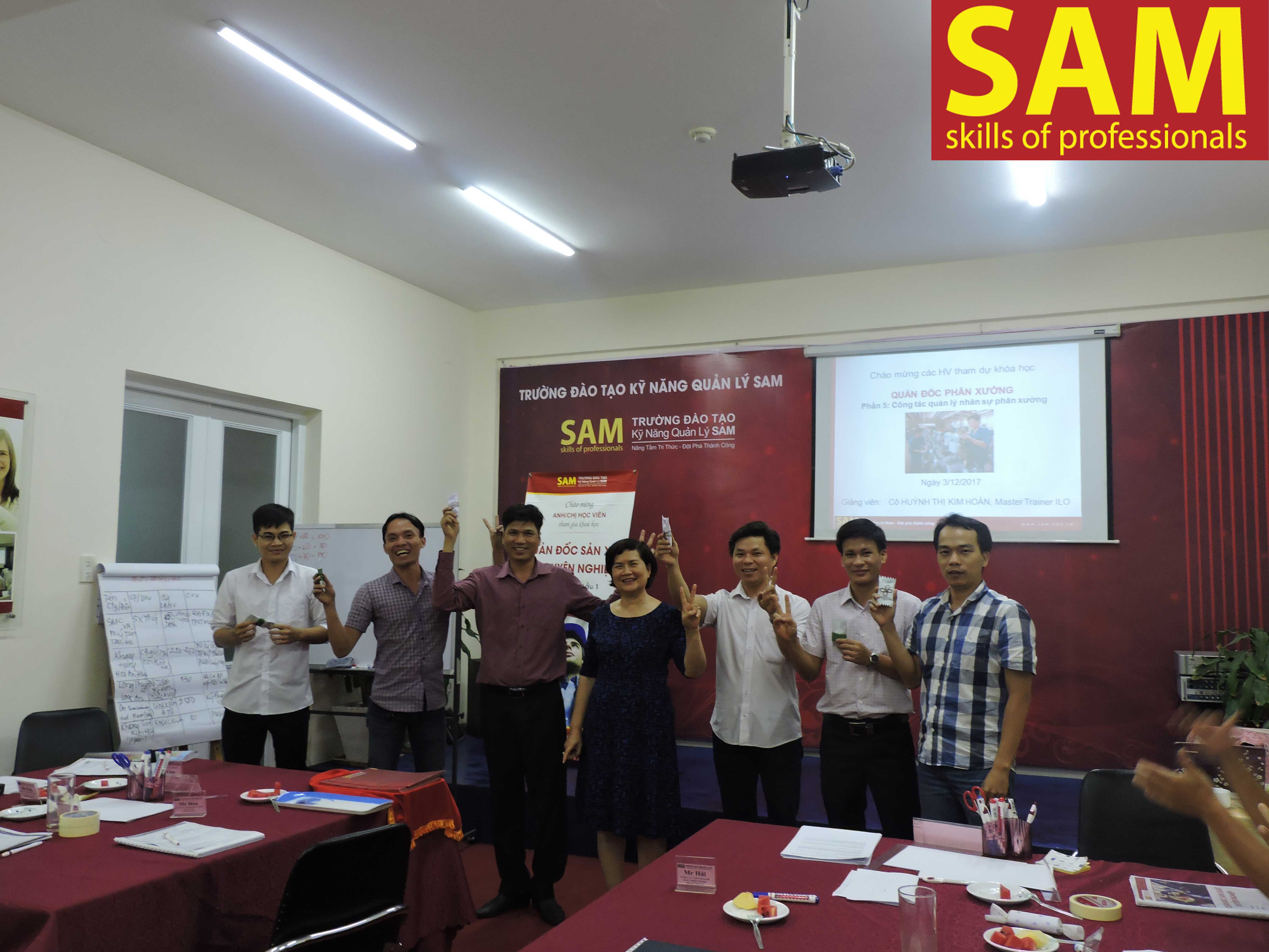 Chương trình đào tạo “Quản đốc Sản xuất chuyên nghiệp – Professional Production Supervisor"  Ngày 25,26/11 - 2,3/12/2017 - ảnh 9