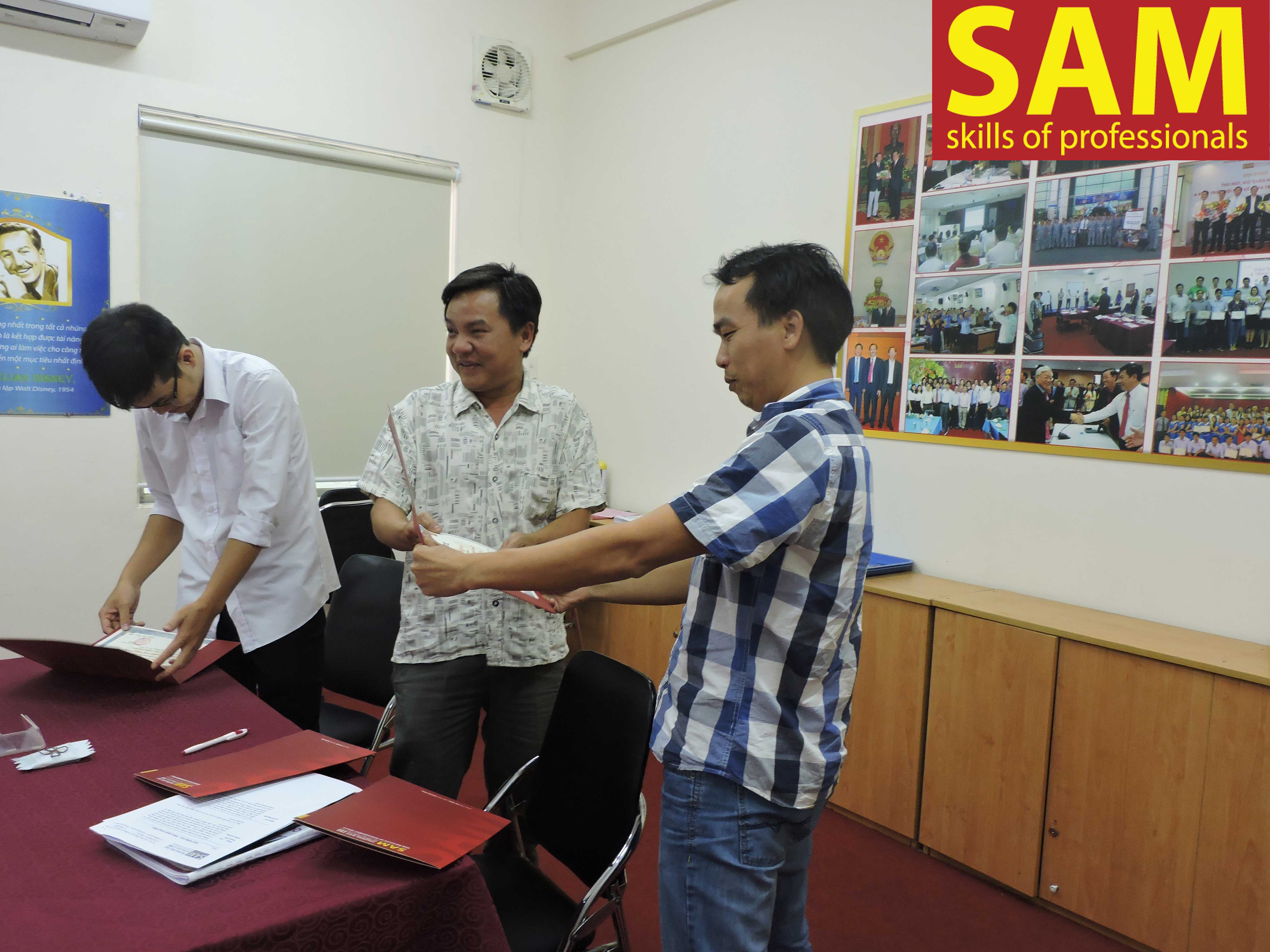 Chương trình đào tạo “Quản đốc Sản xuất chuyên nghiệp – Professional Production Supervisor"  Ngày 25,26/11 - 2,3/12/2017 - ảnh 6