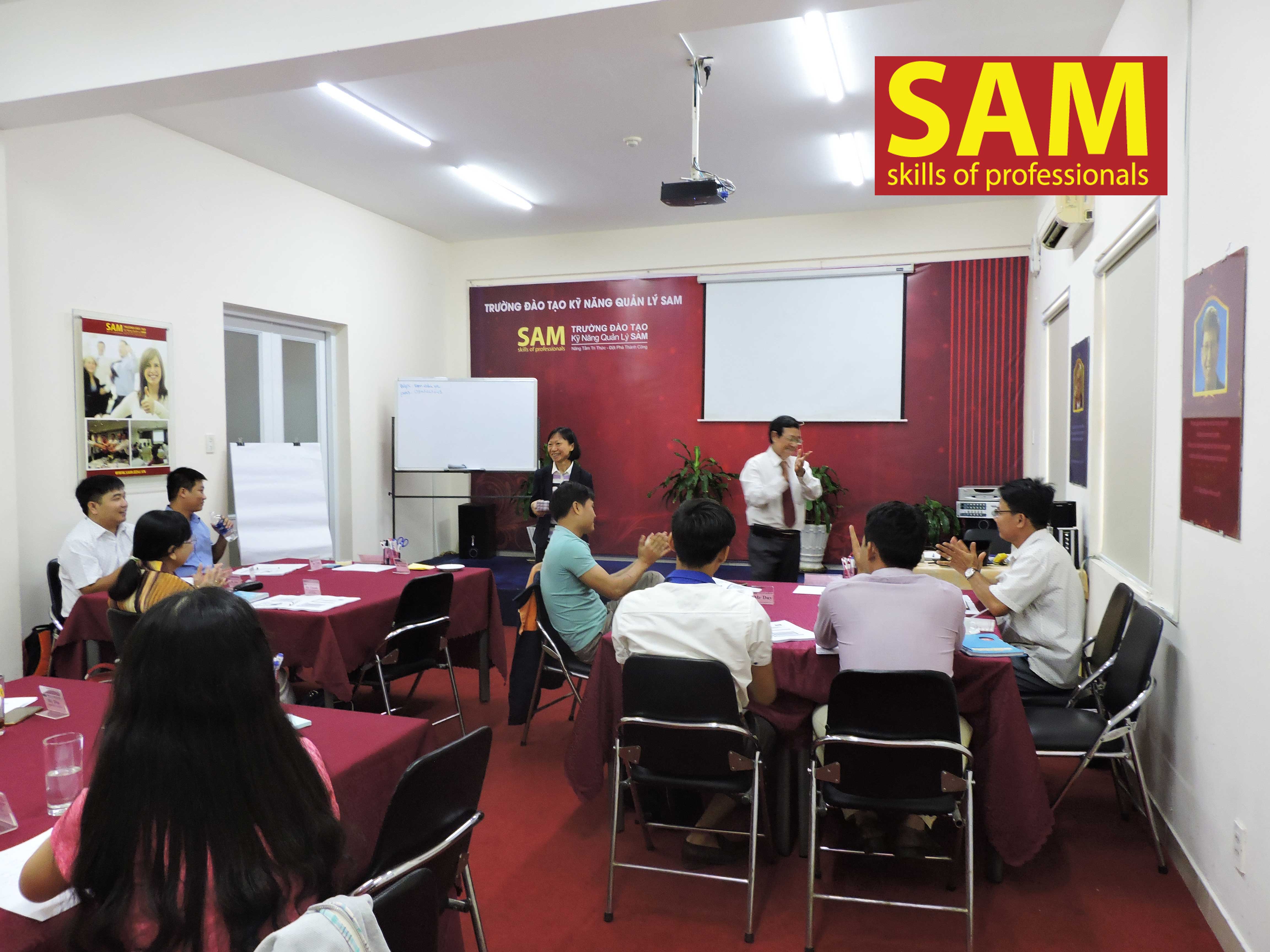 Khóa Đào Tạo " Nâng Cao Năng Lực Quản Lý Cấp Trung MMM " Ngày 9,10,16,17/12/2017 - ảnh 37