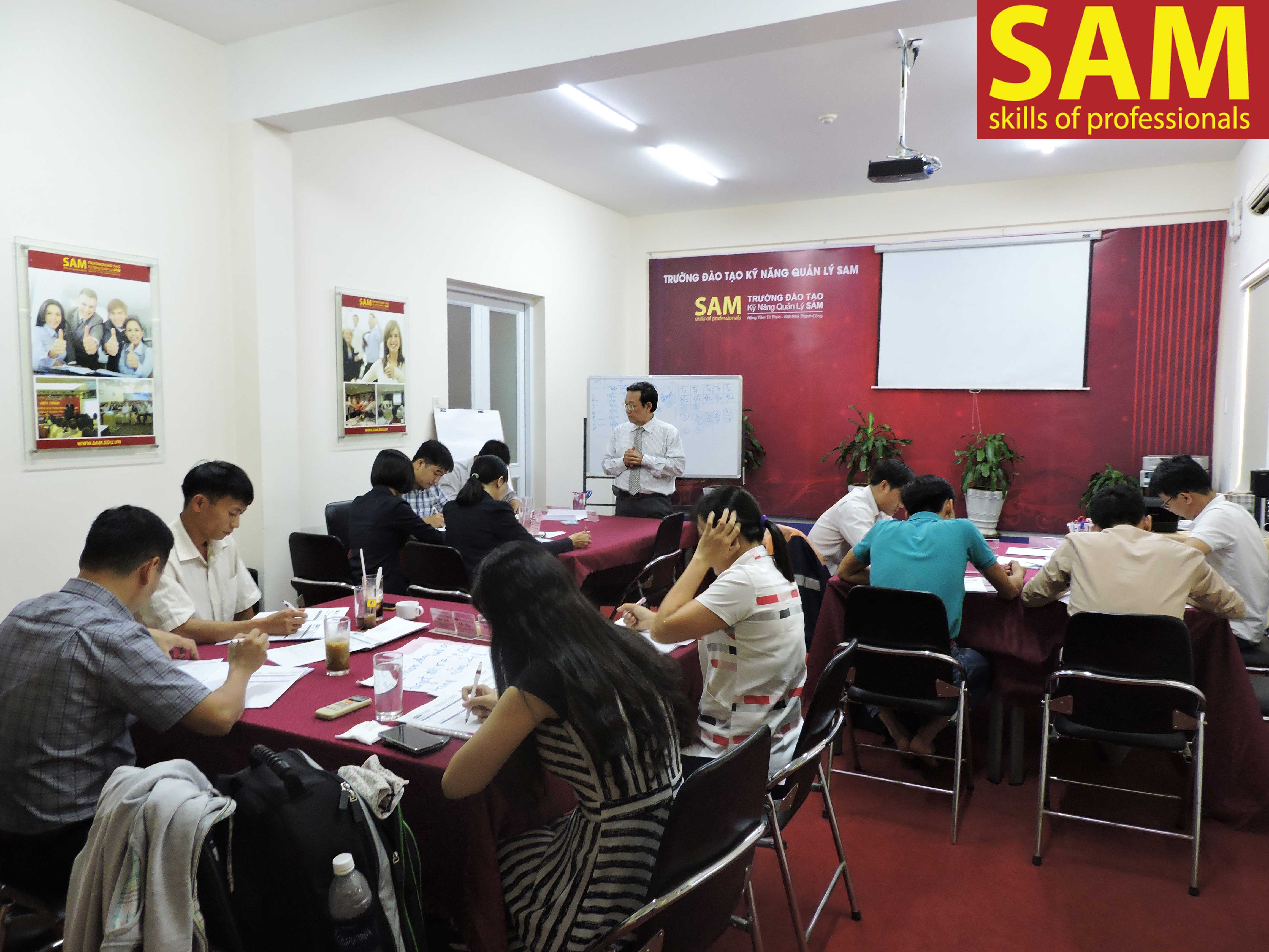 Khóa Đào Tạo " Nâng Cao Năng Lực Quản Lý Cấp Trung MMM " Ngày 9,10,16,17/12/2017 - ảnh 32