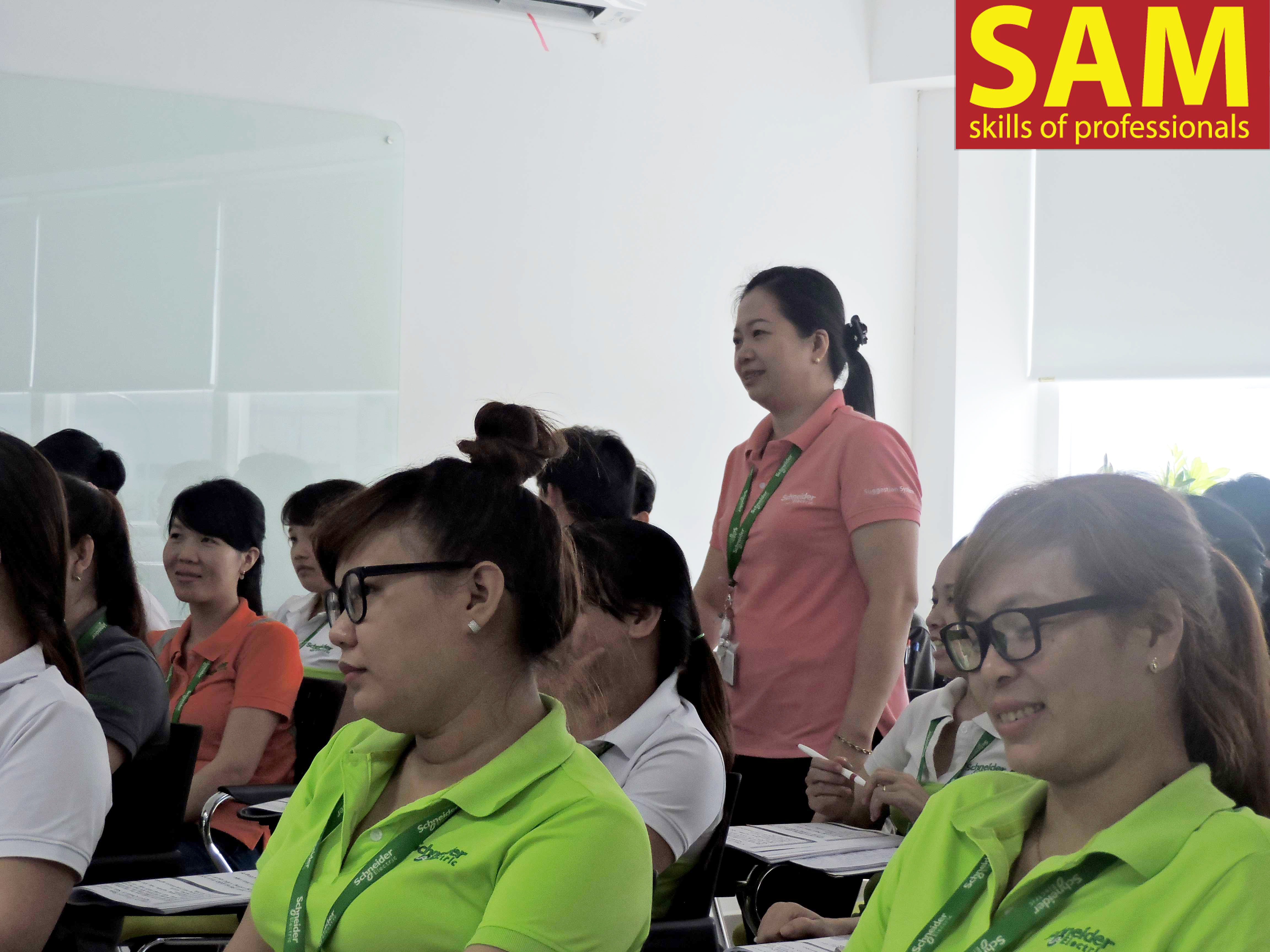 Chương trình đào tạo " Nâng Cao Kỹ Năng Quản Lý Khối Sản Xuất Trực Tiếp" tại công ty TNHH Sheider Electric Manufacturing Việt Nam Ngày 28,30/12/2017 - ảnh 16