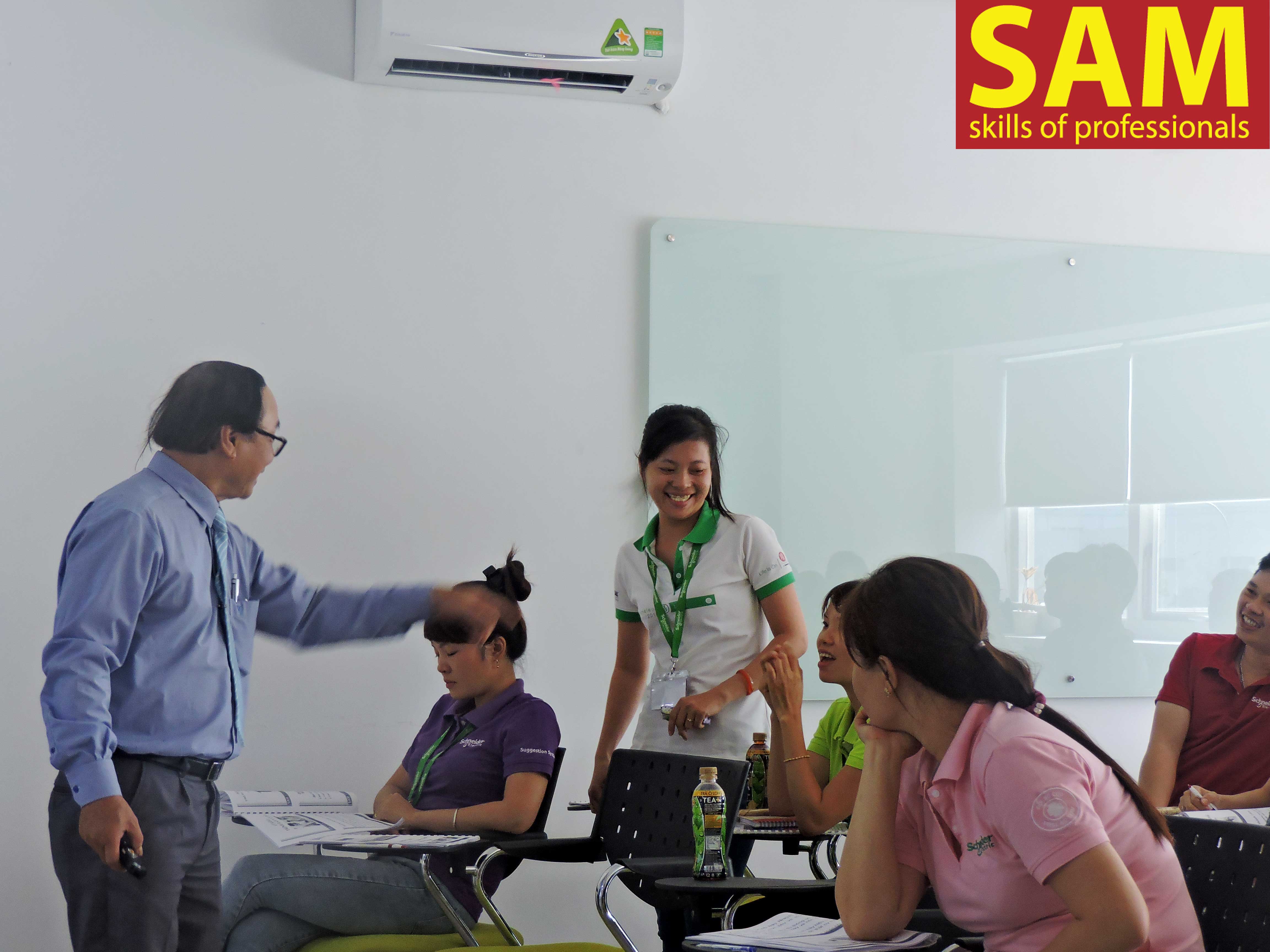 Chương trình đào tạo " Nâng Cao Kỹ Năng Quản Lý Khối Sản Xuất Trực Tiếp" tại công ty TNHH Sheider Electric Manufacturing Việt Nam Ngày 28,30/12/2017 - ảnh 11