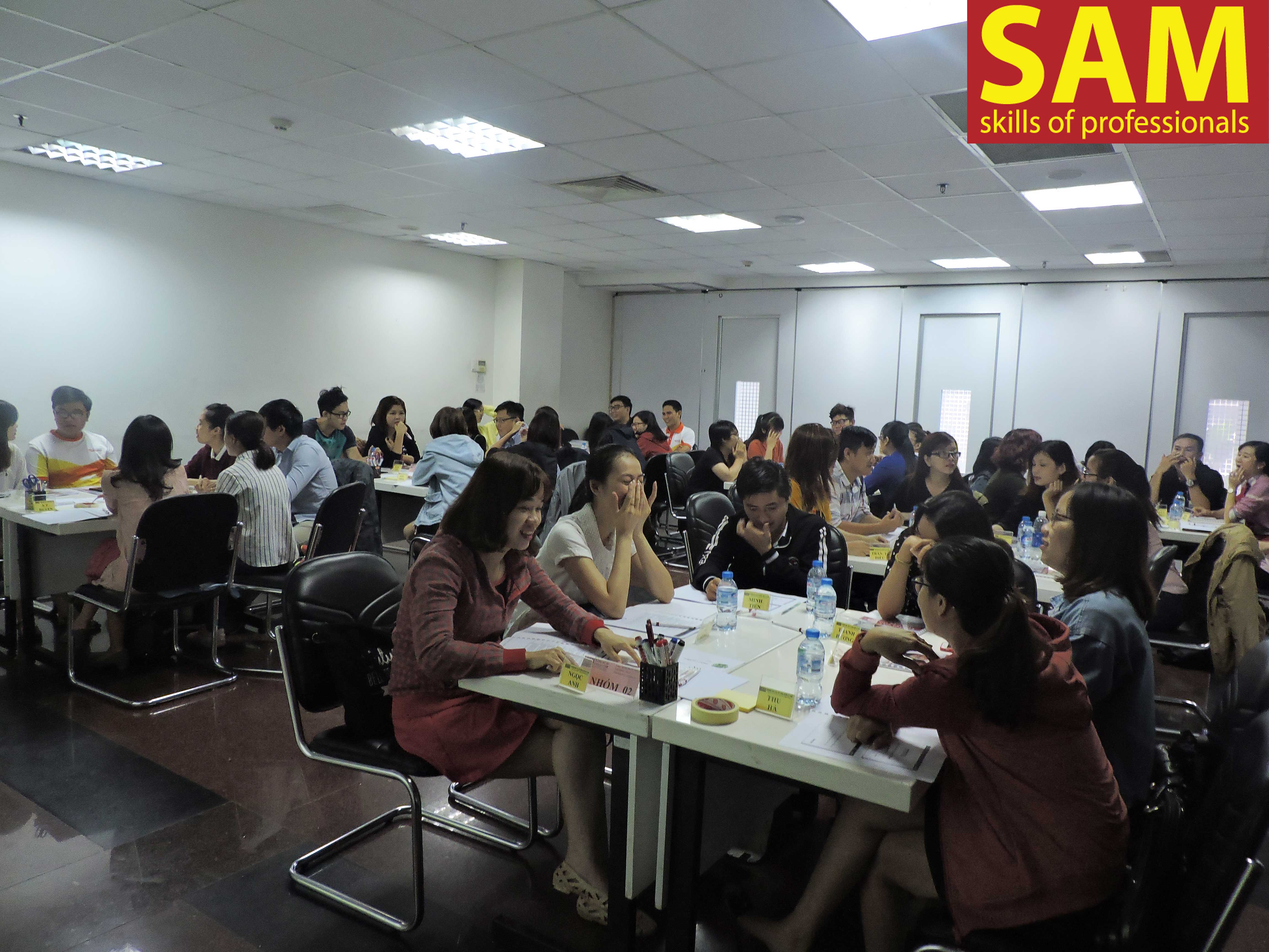 Khóa đào tạo “ Kỹ Năng Giao Tiếp Qua Điện Thoại” - Telesales Skills Tại Công Ty Tài Chính TNHH HD SAISON Ngày 26/12/2017 - ảnh 31