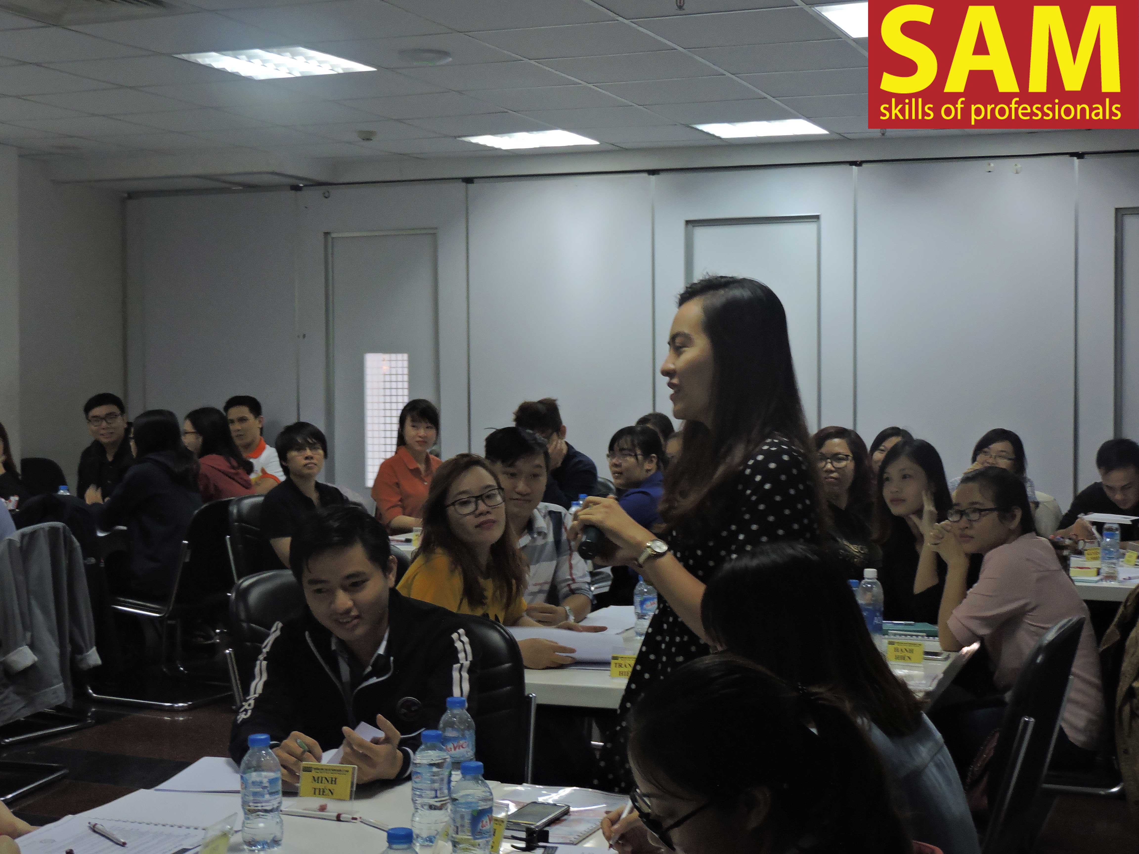 Khóa đào tạo “ Kỹ Năng Giao Tiếp Qua Điện Thoại” - Telesales Skills Tại Công Ty Tài Chính TNHH HD SAISON Ngày 26/12/2017 - ảnh 21