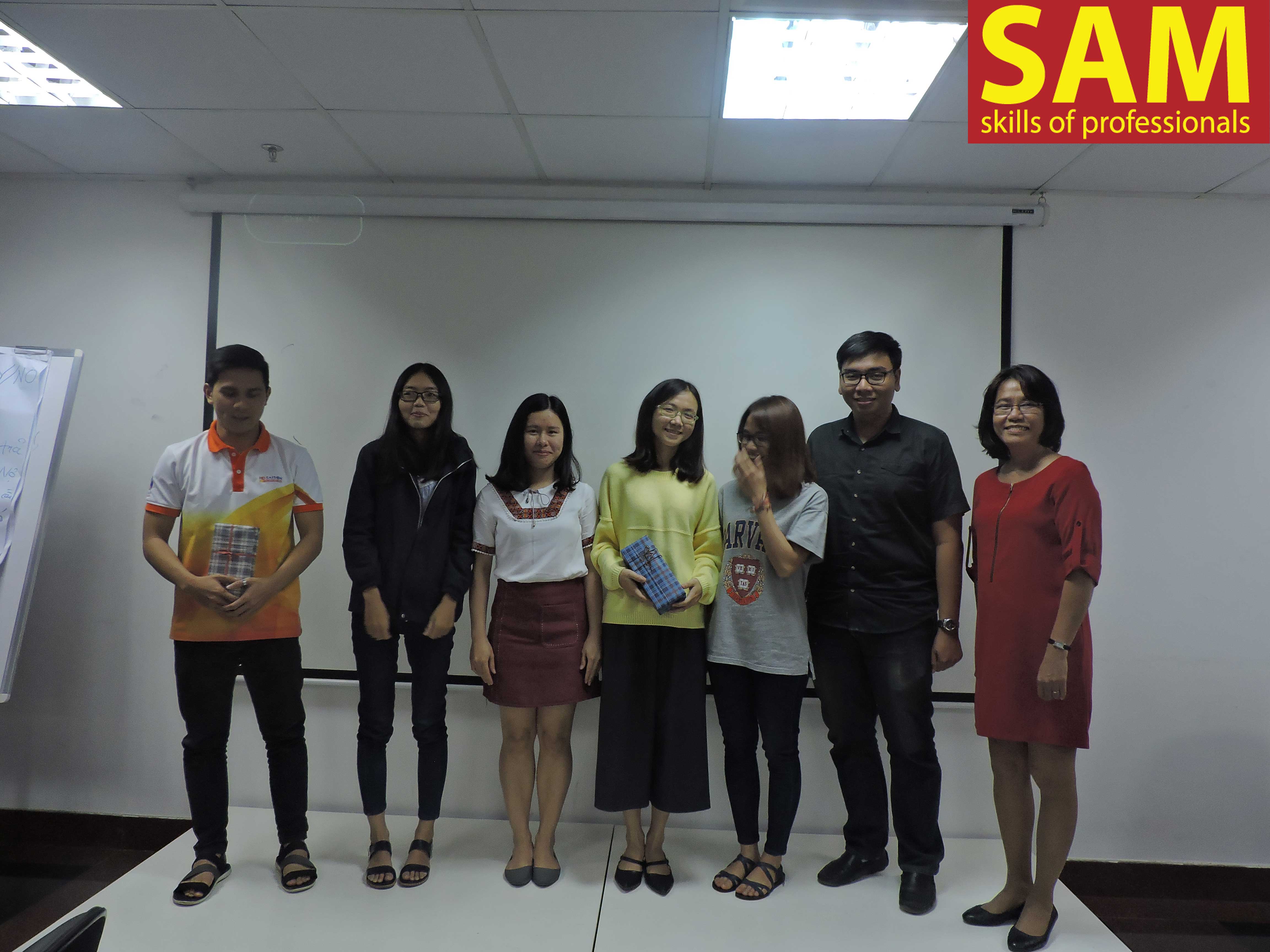 Khóa đào tạo “ Kỹ Năng Giao Tiếp Qua Điện Thoại” - Telesales Skills Tại Công Ty Tài Chính TNHH HD SAISON Ngày 26/12/2017 - ảnh 4