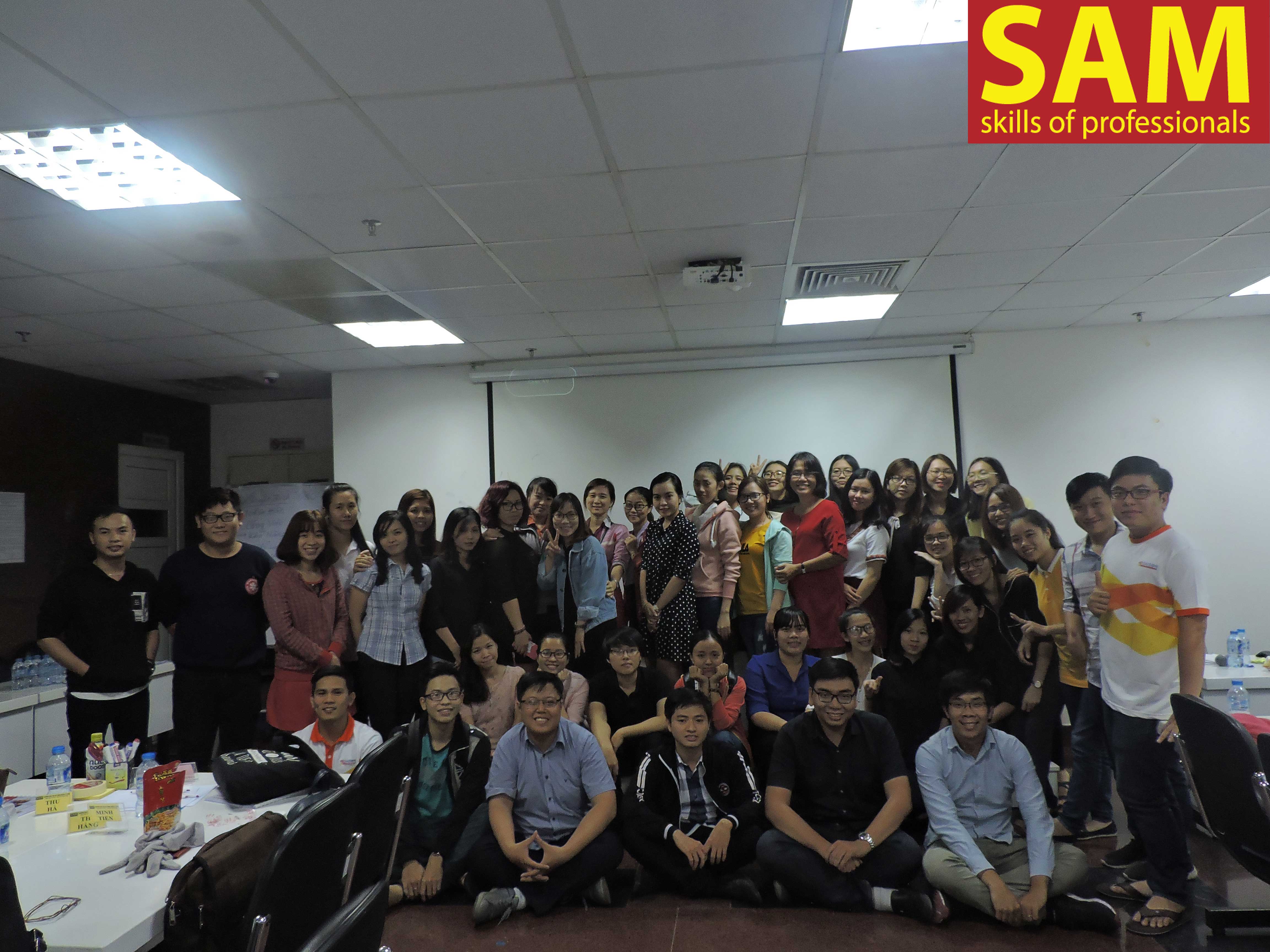 Khóa đào tạo “ Kỹ Năng Giao Tiếp Qua Điện Thoại” - Telesales Skills Tại Công Ty Tài Chính TNHH HD SAISON Ngày 26/12/2017 - ảnh 3