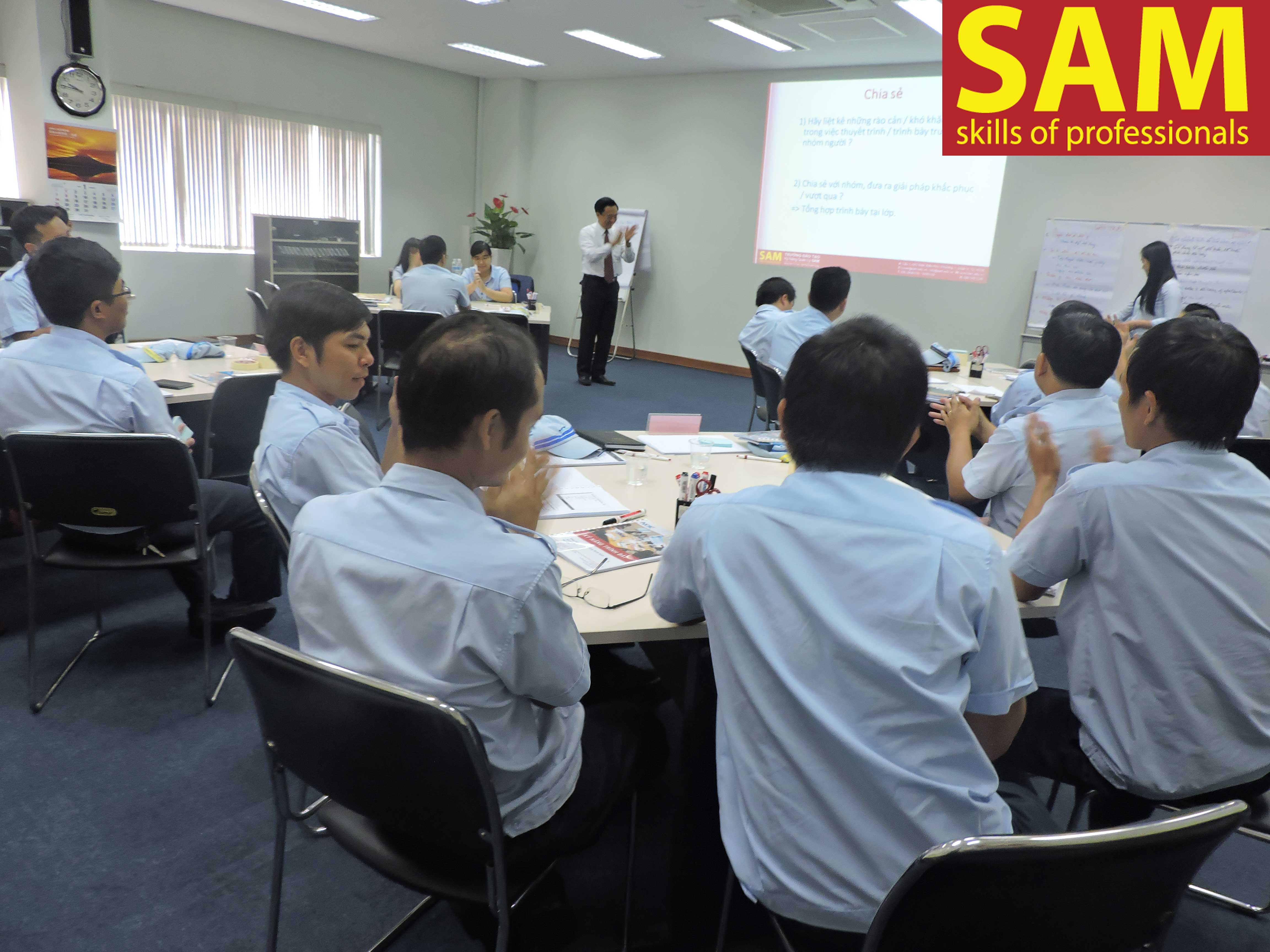 Chương trình đào tạo " Kỹ Năng Trình Bày" tại công ty TNHH Viet Nam NOK Manufacturing Việt Nam Ngày 24,25/1/2018 - ảnh 18