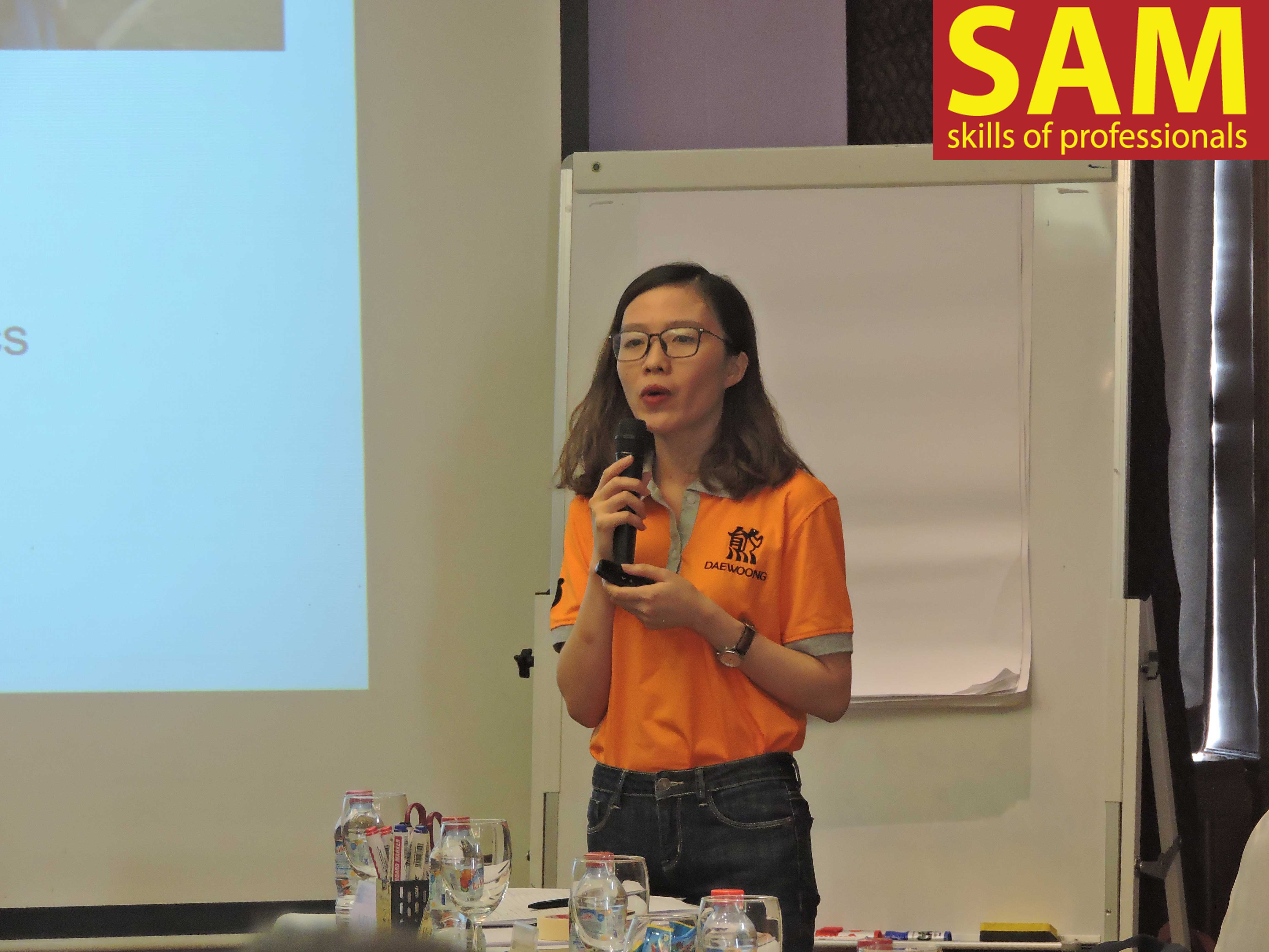Chương trình đào tạo " Kỹ Năng Giao Tiếp" tại công ty Daewoong Pharmaceutical Ngày 2/2/2018 - ảnh 38