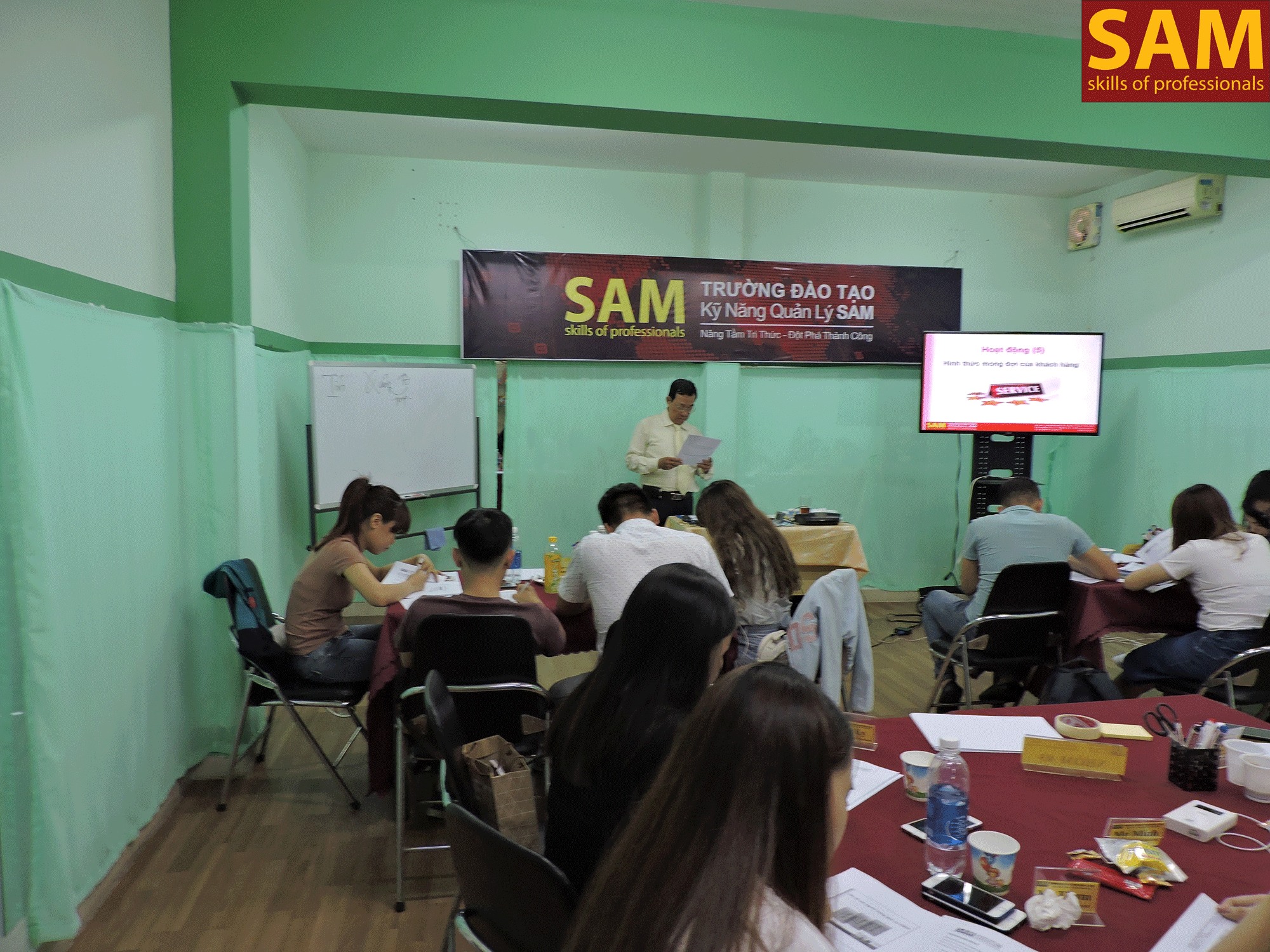 Chương trình đào tạo " Chăm Sóc Khách Hàng" Ngày 14,15/04/2018 - ảnh 43