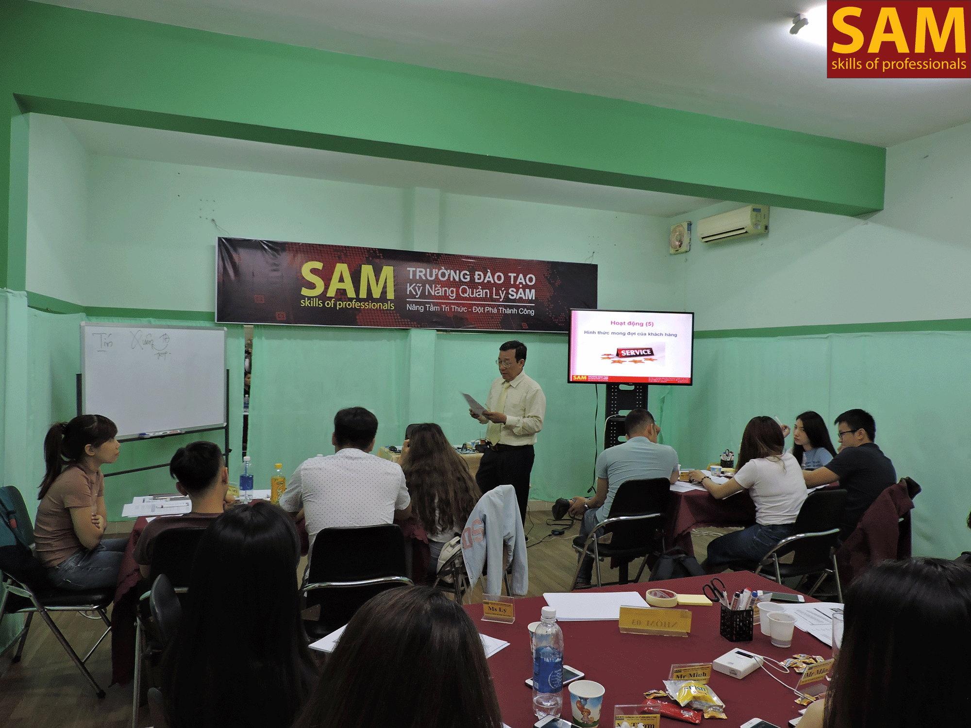 Chương trình đào tạo " Chăm Sóc Khách Hàng" Ngày 14,15/04/2018 - ảnh 40