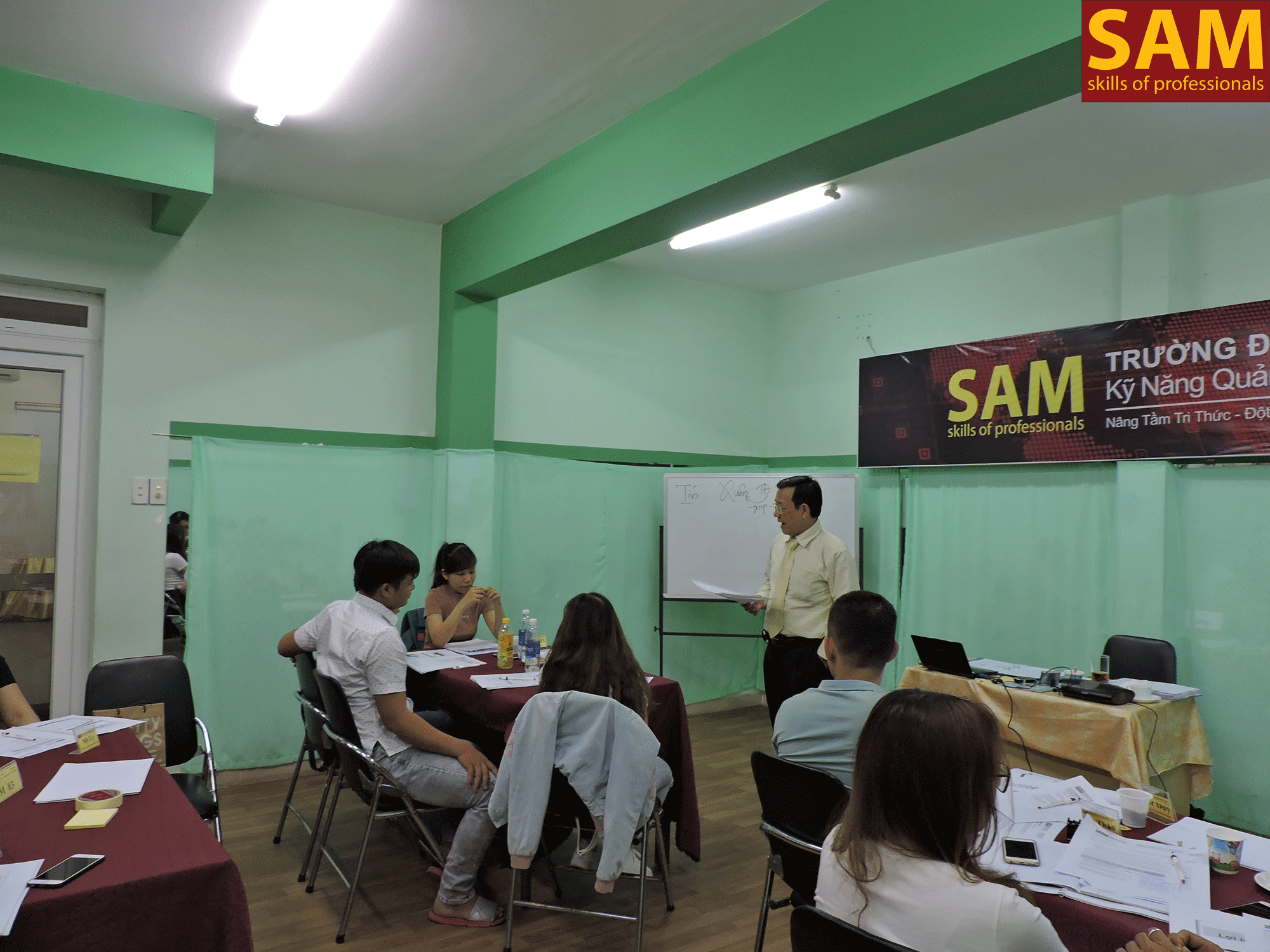 Chương trình đào tạo " Chăm Sóc Khách Hàng" Ngày 14,15/04/2018 - ảnh 32
