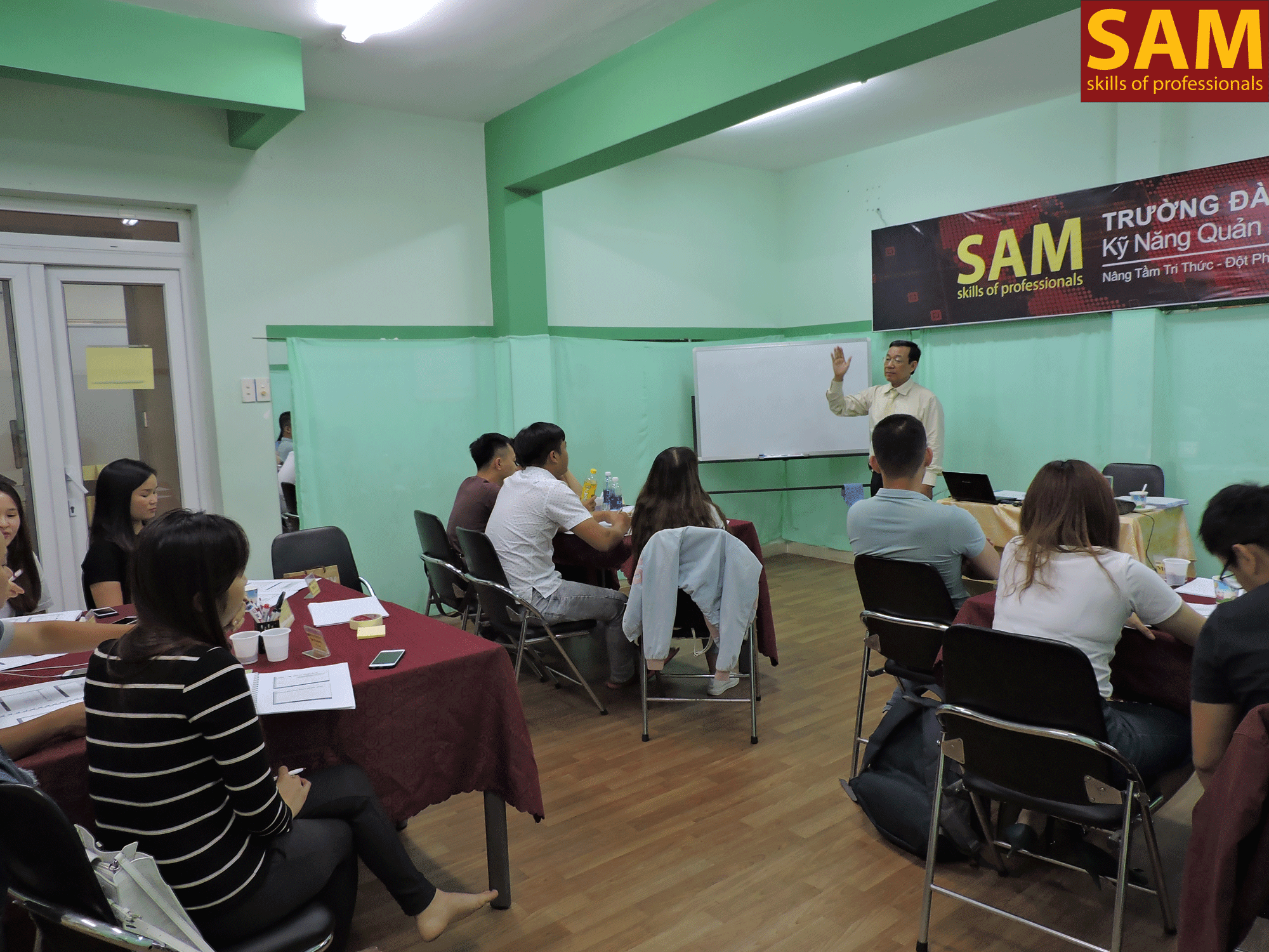 Chương trình đào tạo " Chăm Sóc Khách Hàng" Ngày 14,15/04/2018 - ảnh 17
