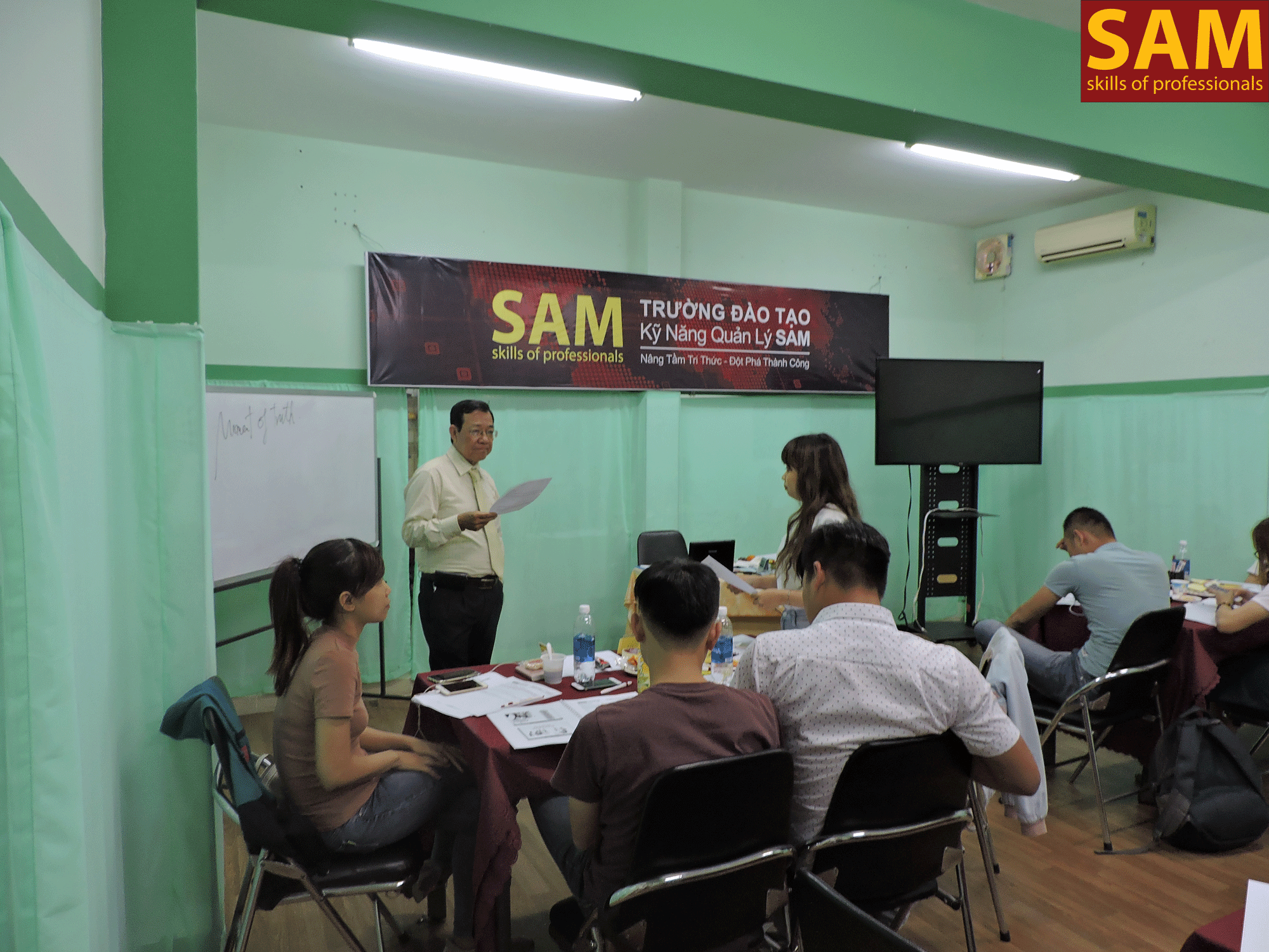 Chương trình đào tạo " Chăm Sóc Khách Hàng" Ngày 14,15/04/2018 - ảnh 3