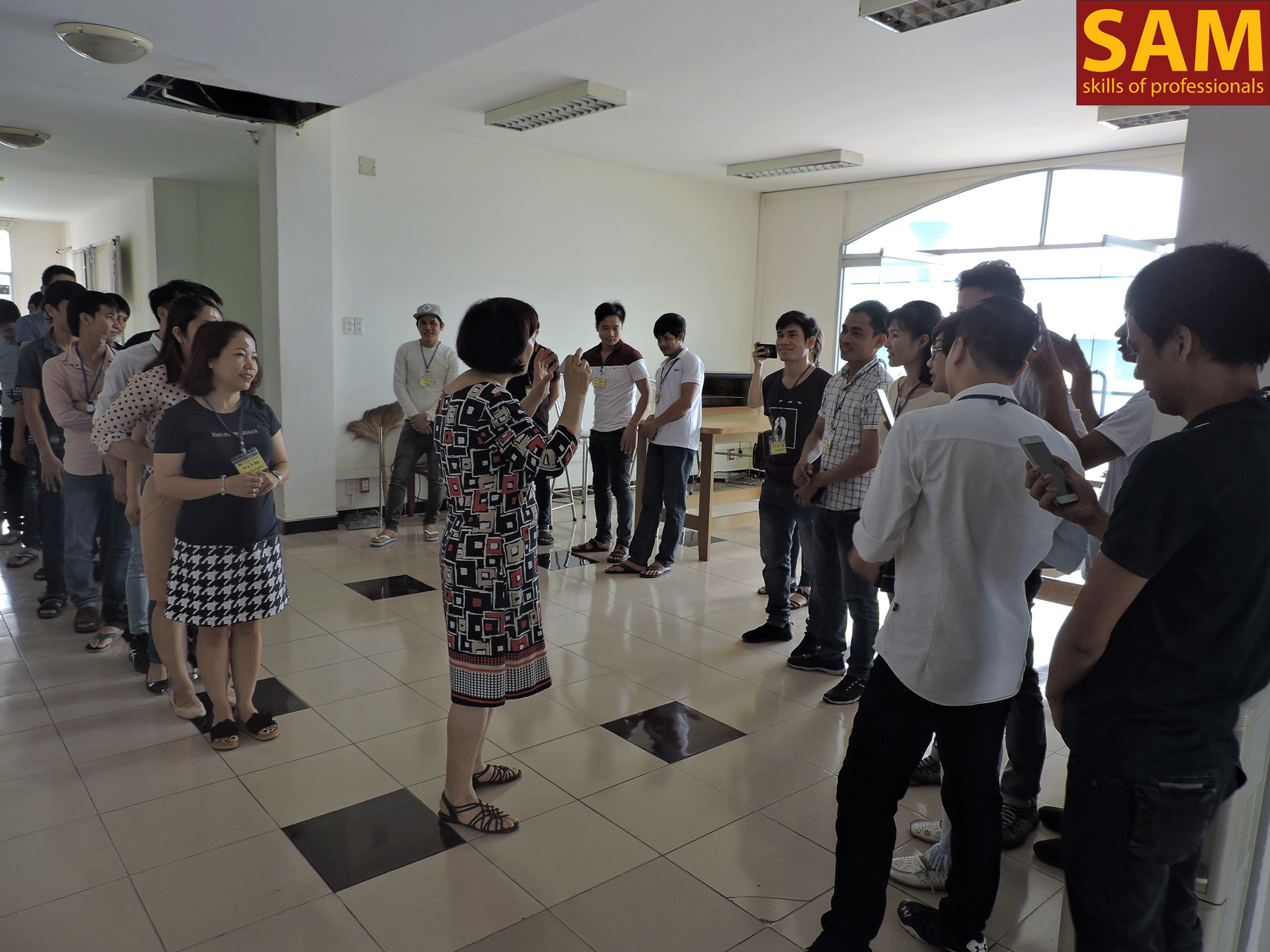 Chương Trình Đào Tạo "Kỹ Năng Lãnh Đạo" Tại Công Ty TNHH CN Dona Quế Bằng Ngày 8,15/4/2018 - ảnh 45