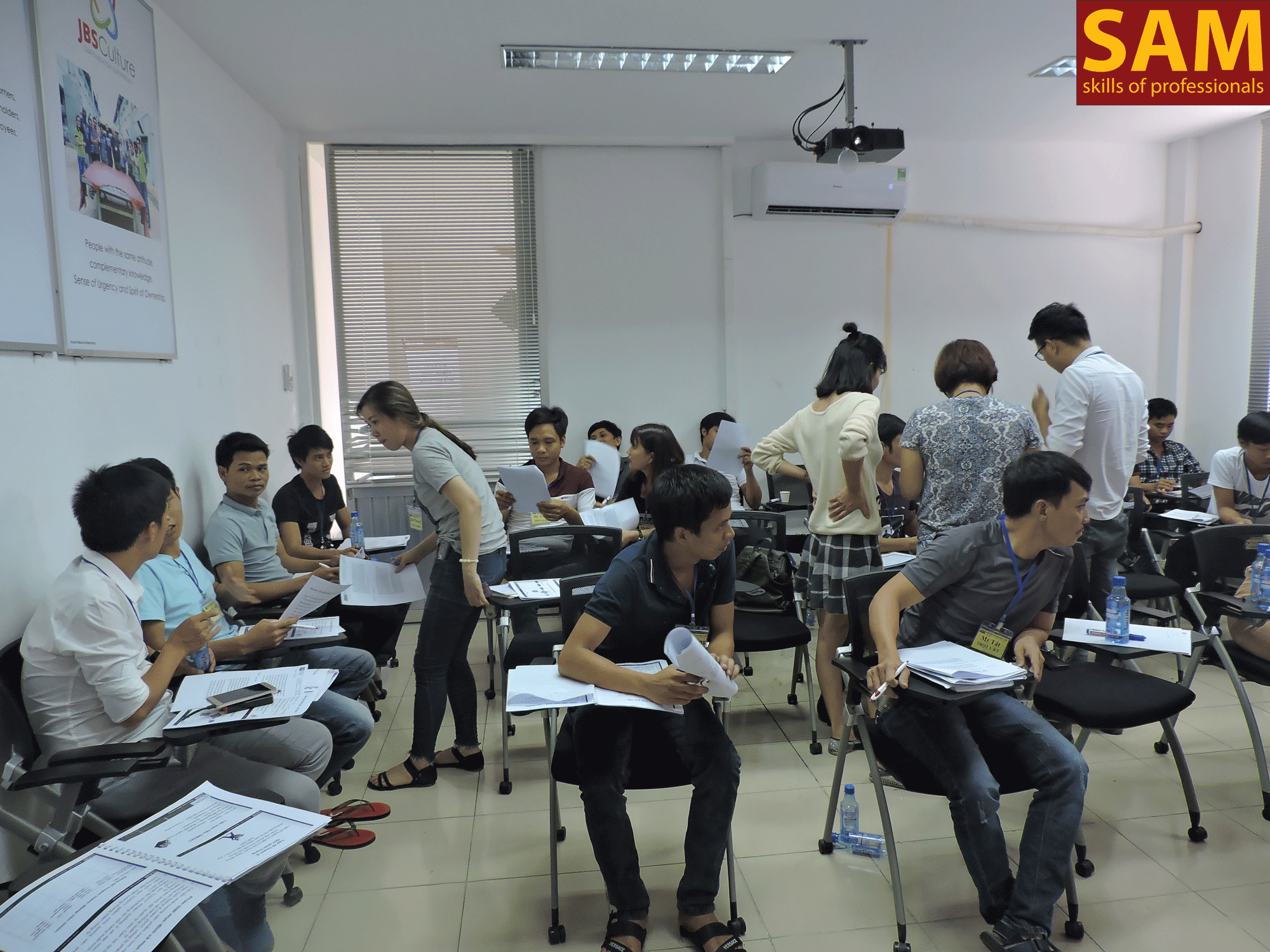 Chương Trình Đào Tạo "Kỹ Năng Lãnh Đạo" Tại Công Ty TNHH CN Dona Quế Bằng Ngày 8,15/4/2018 - ảnh 47