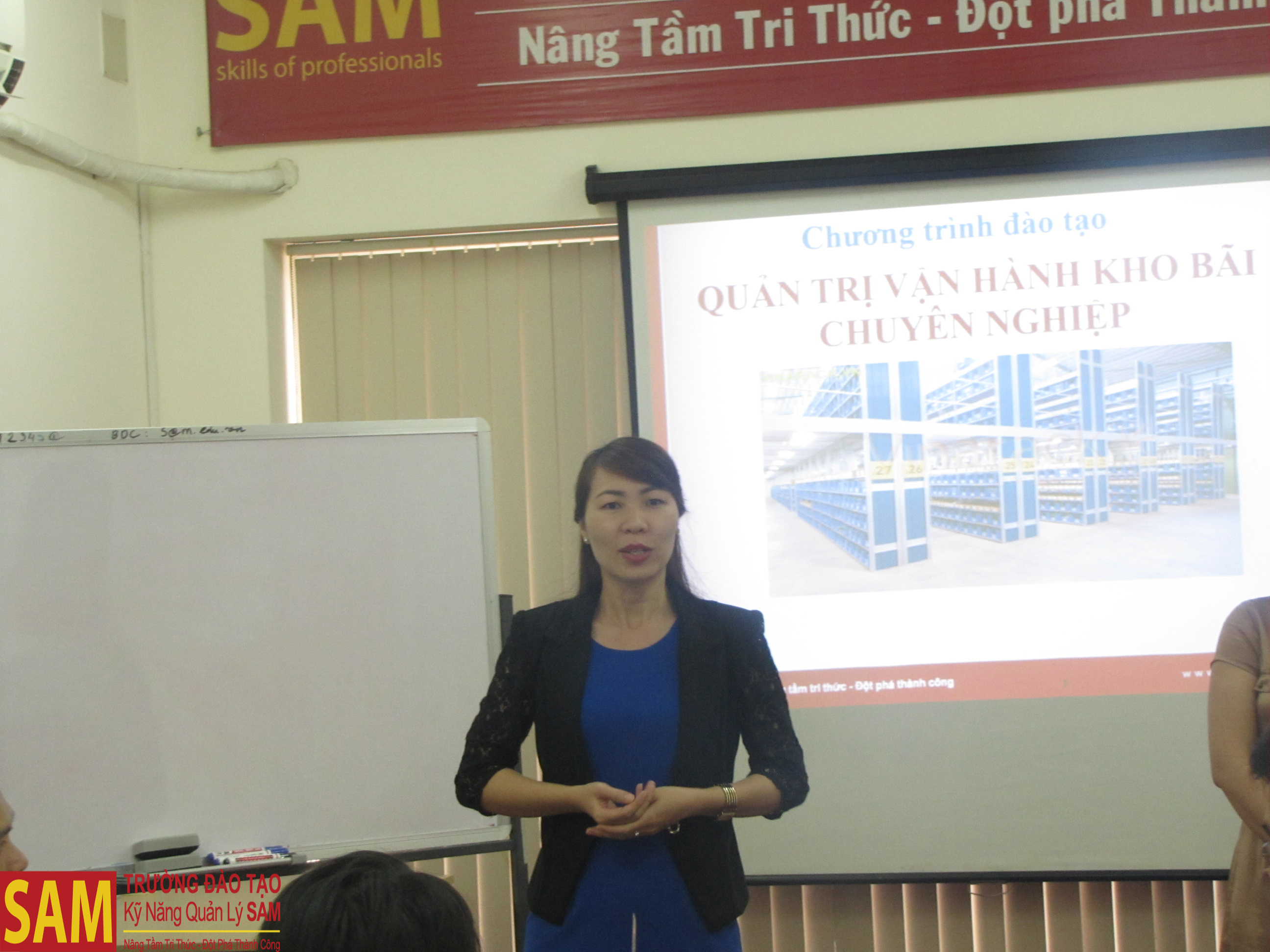 HÌNH ẢNH LỚP HỌC QUẢN TRỊ KHO BÃI CHUYÊN NGHIỆP - ảnh 26