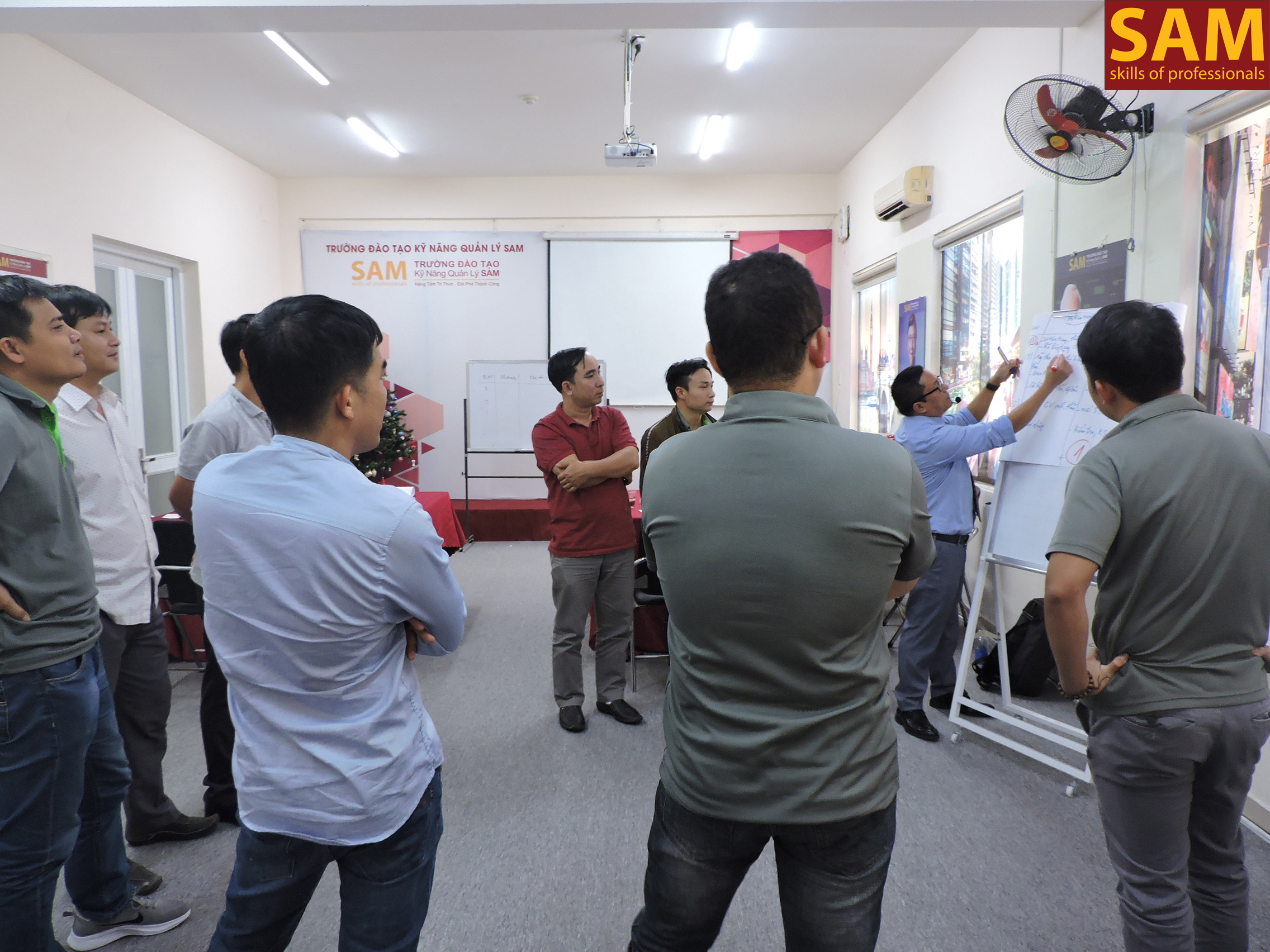 Công Ty Cổ Phần Gỗ MDF VRG DONGWHA - ảnh 10