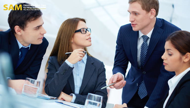 Kỹ năng giám sát công việc nhà lãnh đạo cần nắm vững